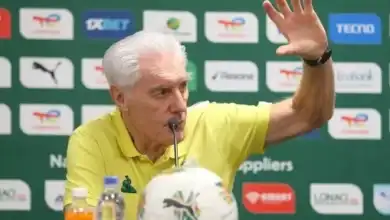 بلجيكي يكشف قائمة