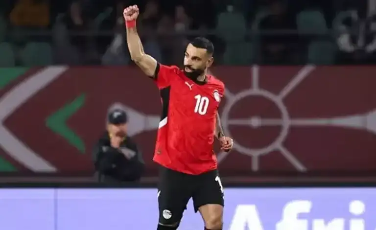صلاح يقود طموحات