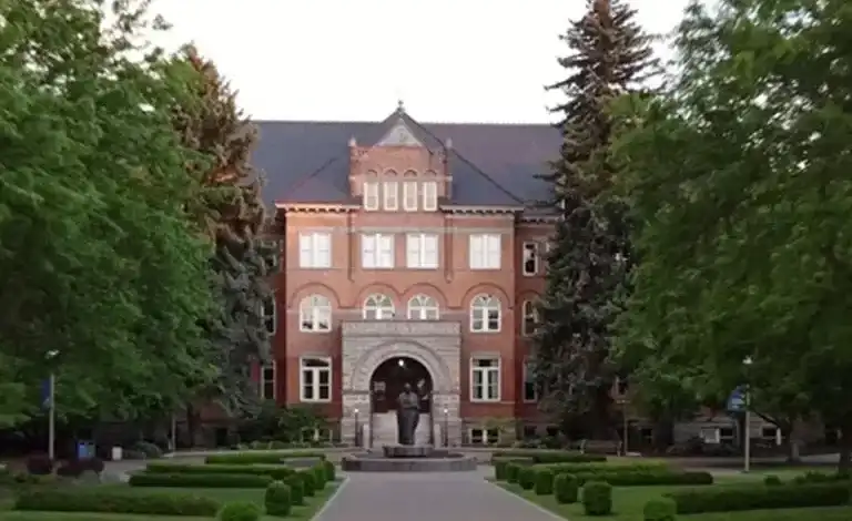 جامعة أمريكية تستضيف