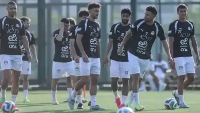 بمشاركة مرموش وعبد