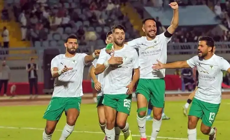 الثاني بتاريخه والأول