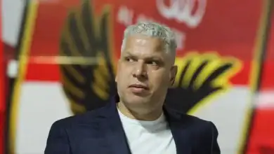 النادي الأهلي، القرارات الإدارية، تجديد العقود