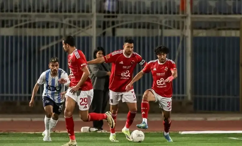 مقاعد الأهلي والزمالك في كاف