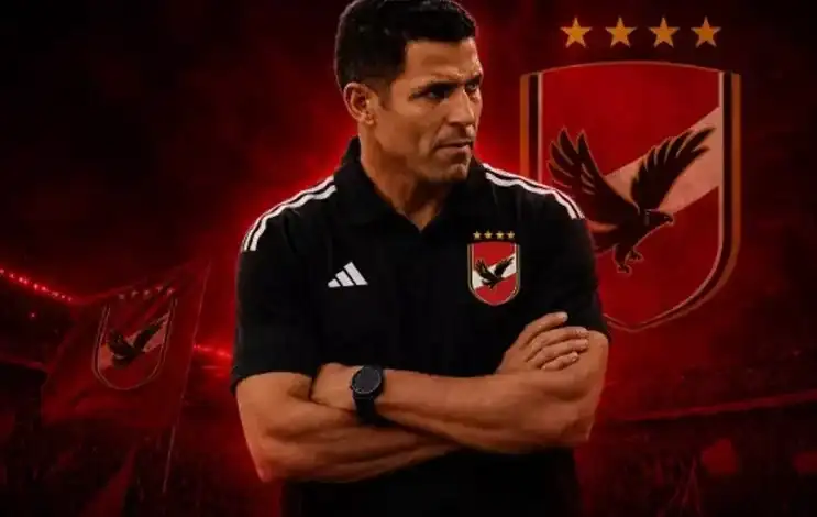 الأهلي يتعاقد رسمياً