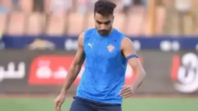 لاعب Ceramica: نحن