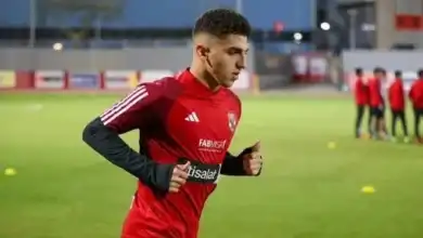 الأهلي يمدد عقد