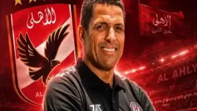 النادي الأهلي, مركز رأس الحربة, الحسين عموتة