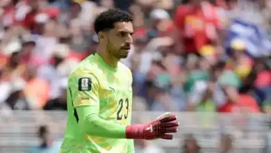 شوبير يتألق ويتصدى لركلة جزاء طارمي أمام إيران