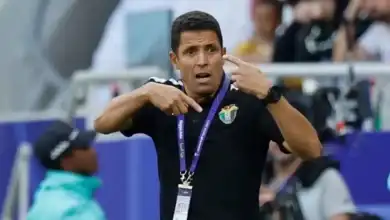 الأهلي, أحمد عبد القادر, الحسين عموتة