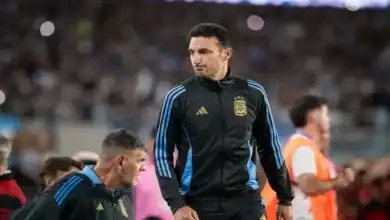 بسبب طبيب الأسنان.. سكالوني يستأذن جماهير الأرجنتين