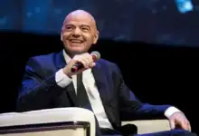 اللجنة الأولمبية ترفض معاقبة إنفانتينو: قراءة في حدود الصلاحيات وجدل التدخل السياسي