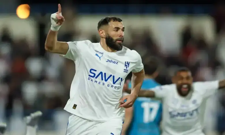 توتر بين بنزيما وإنزاجي في الهلال.. هل تكون صلاحيات رونالدو سبب الأزمة؟