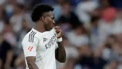حقيقة حذف فينيسيوس اسم ريال مدريد من إنستجرام: شائعة أرسنال المضللة