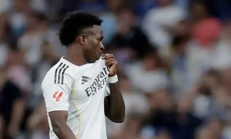 فينيسيوس يحسم مستقبله مع ريال مدريد ويتخذ قراره النهائي