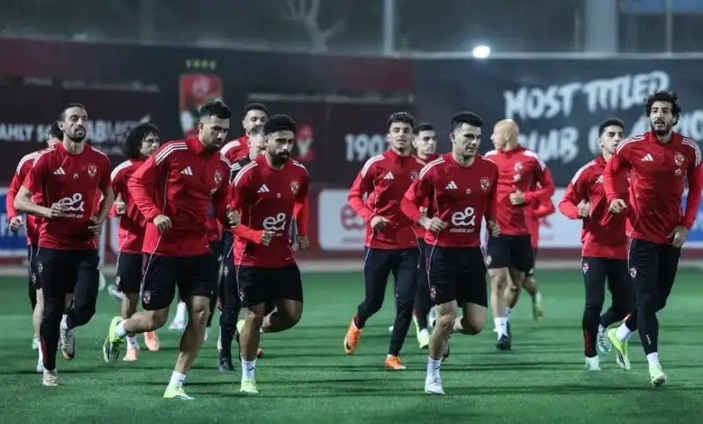 قائمة الأهلي, الموسم الجديد, استبعاد ثنائي أجنبي