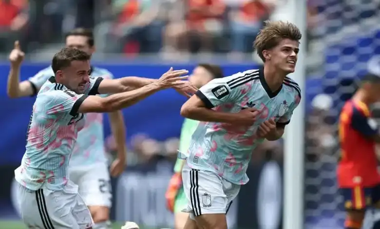 نجم بلجيكا الذي هرب من التنس إلى وهج كأس العالم