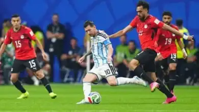 مصطفى زيكو ينتقد