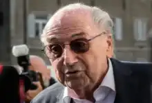 بلاتر يفجّرها: كأس العالم فقد مصداقيته والسياسة خطفت الأضواء