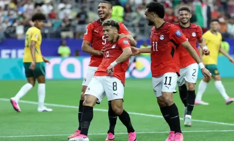إمام عاشور نجم صاعد يضيء سماء كأس العالم في تقرير صحيفة إنجليزية