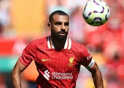 صفقة كييزا ليفربول, منافس محمد صلاح, أنتوني جوردون