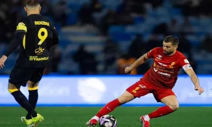 مباراة اتحاد جدة والقادسية, دوري روشن السعودي, القناة الناقلة